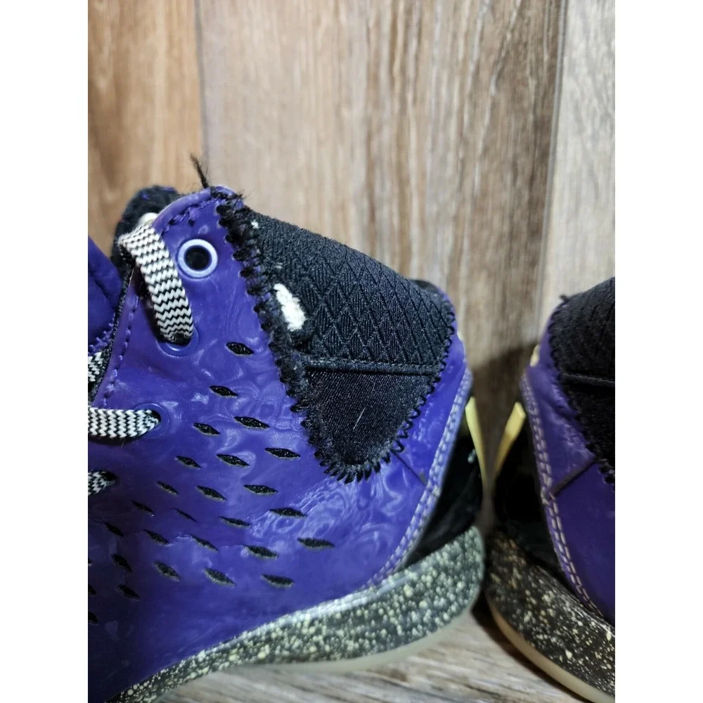 Adidas Rose 3‎ Nightmare Before Christmas Size 6
